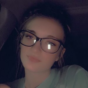 Meet your Posher, Aimee